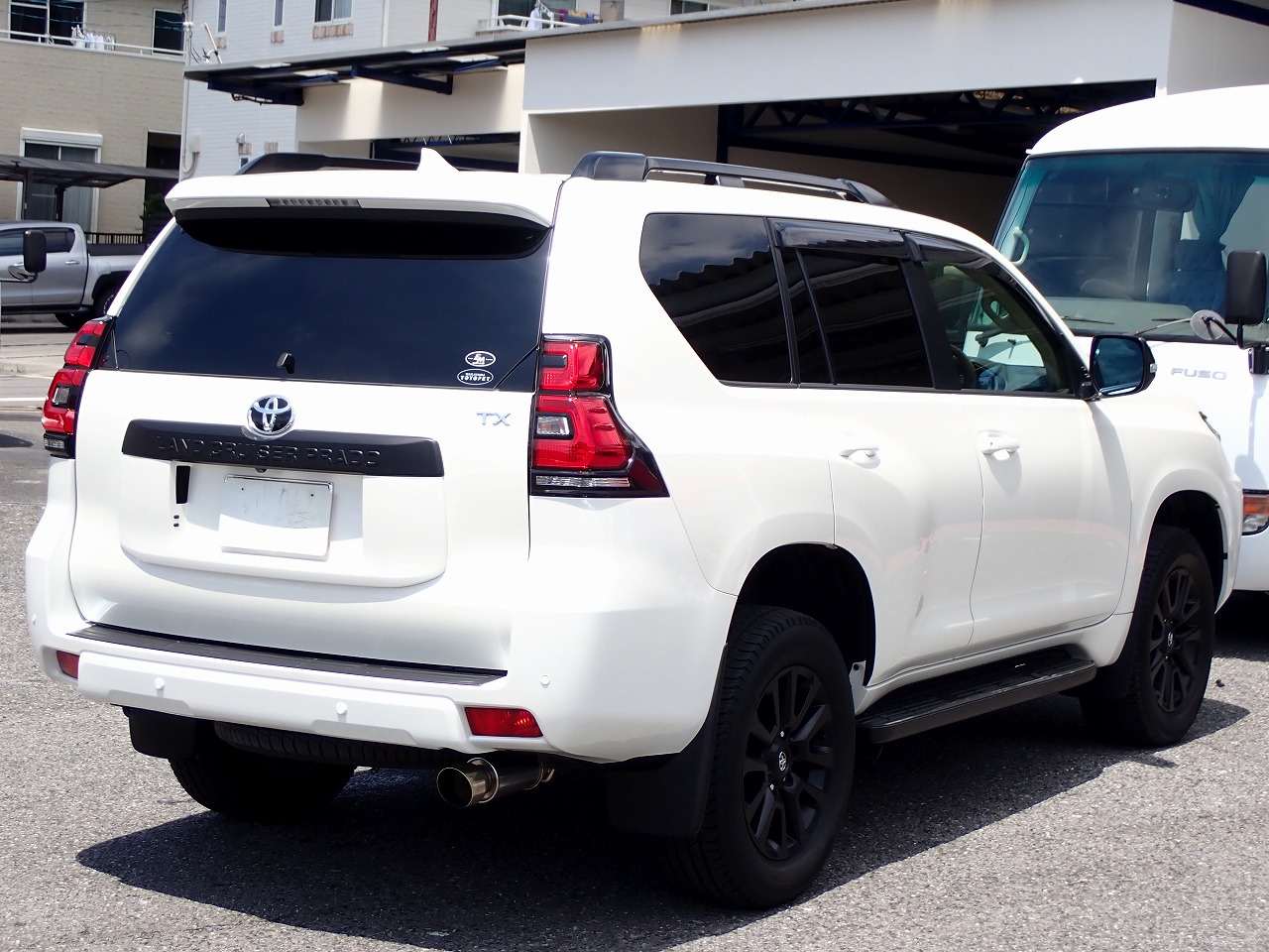 TOYOTA Land Cruiser Prado