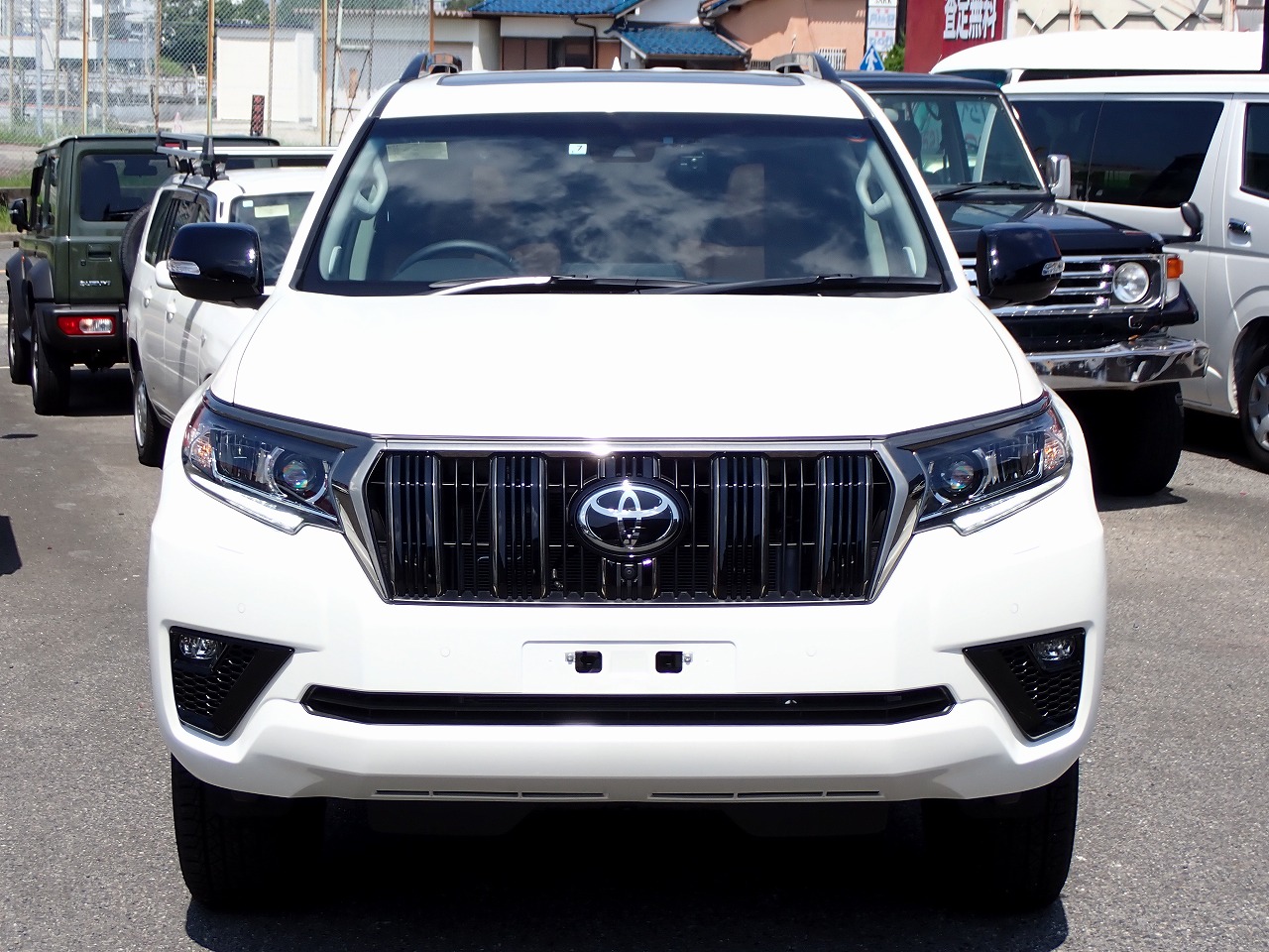 TOYOTA Land Cruiser Prado