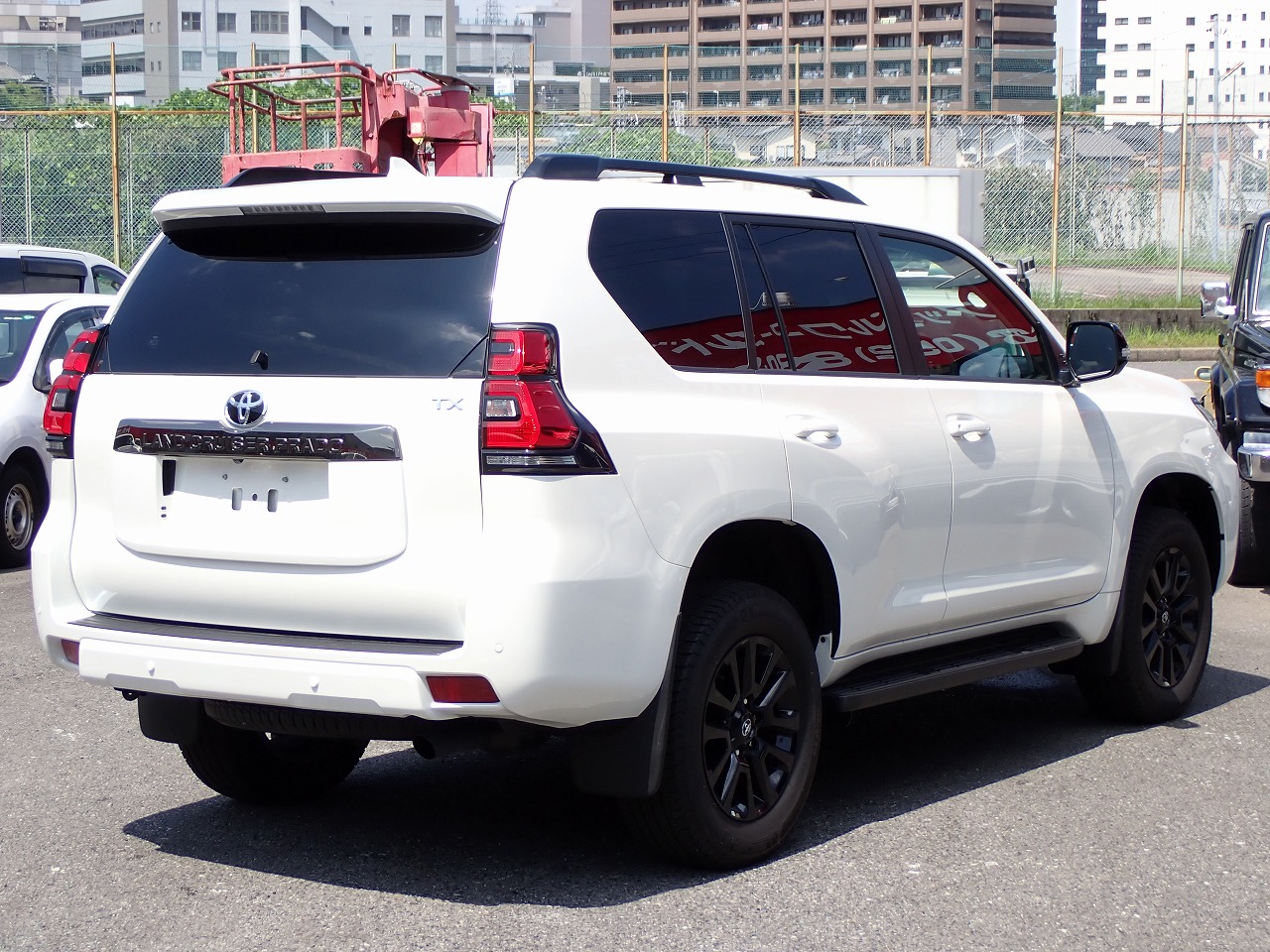 TOYOTA Land Cruiser Prado
