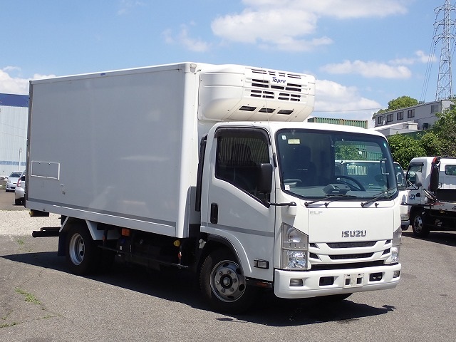 ISUZU Elf Truck