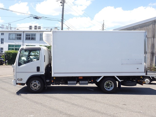 ISUZU Elf Truck