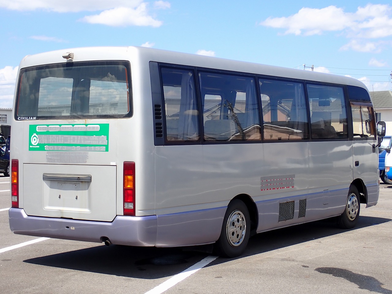 NISSAN Caravan Bus