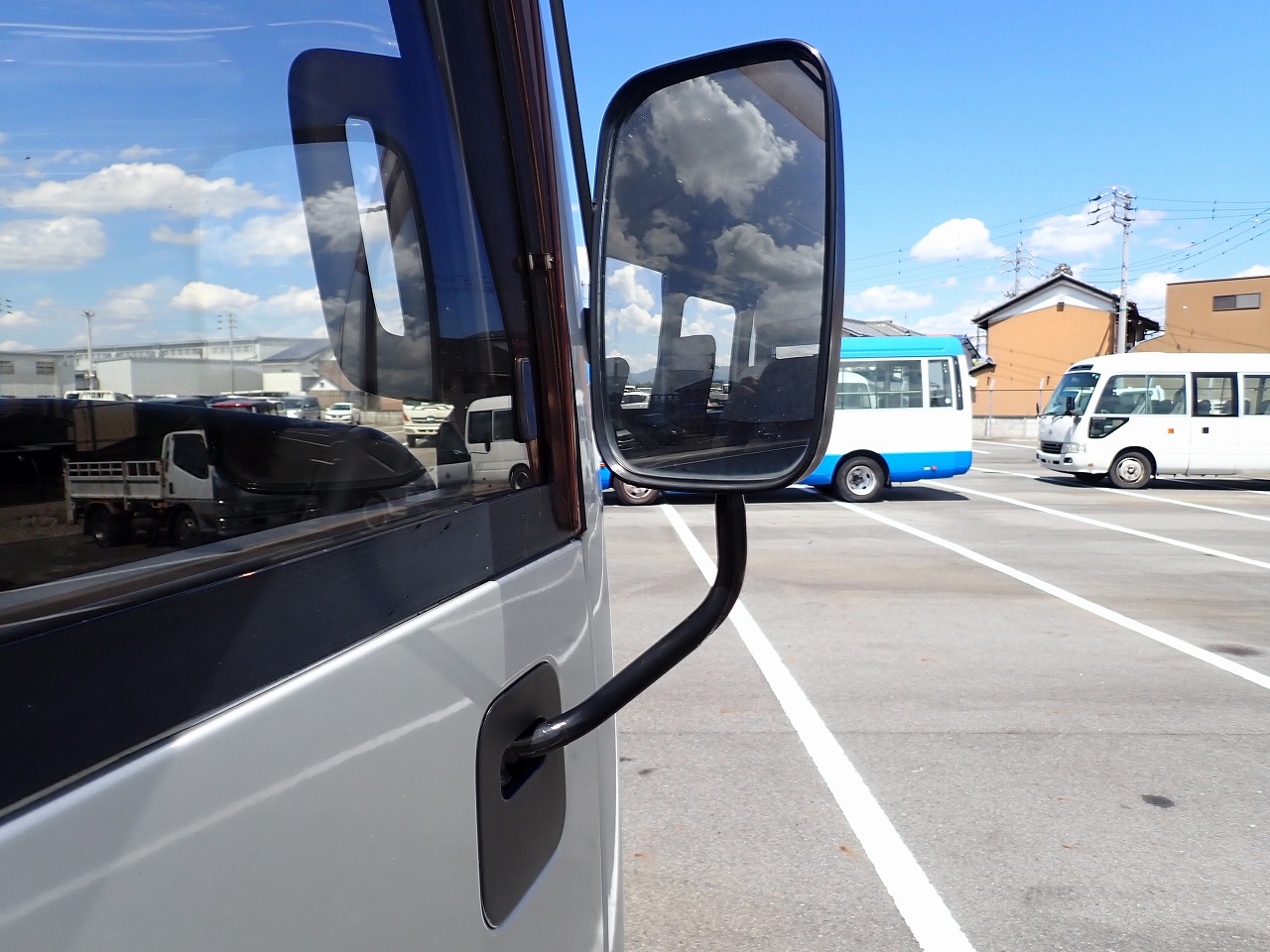NISSAN Civilian Bus