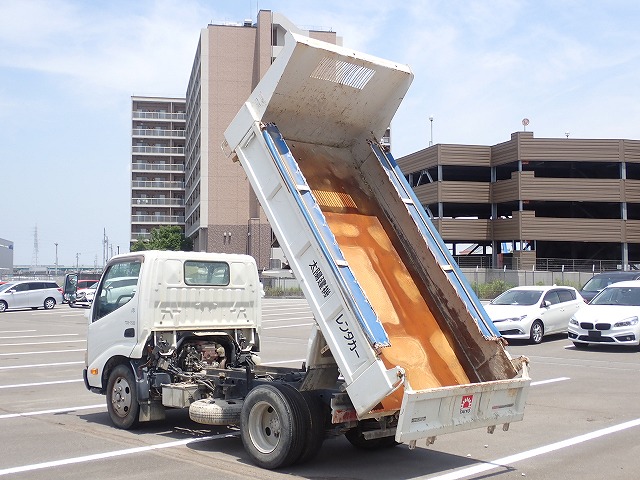HINO Dutro