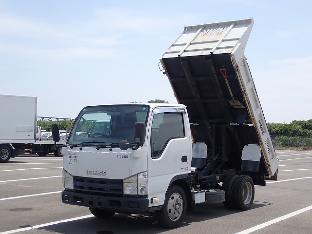 ISUZU Elf Truck