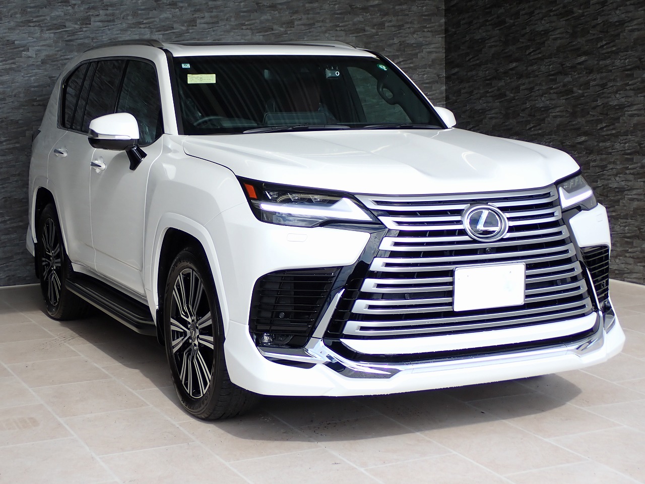 LEXUS LX