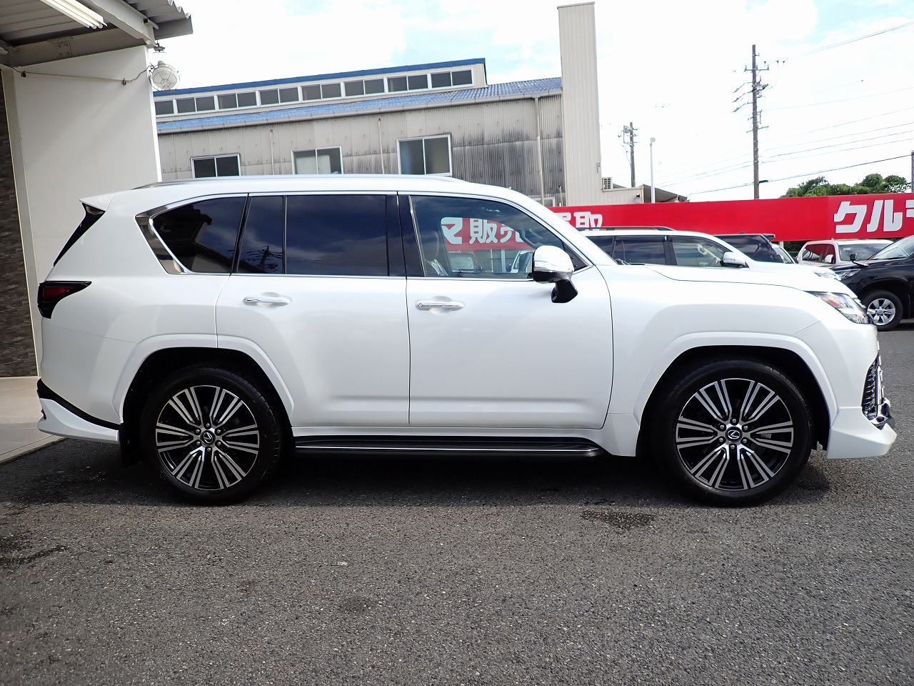 LEXUS LX
