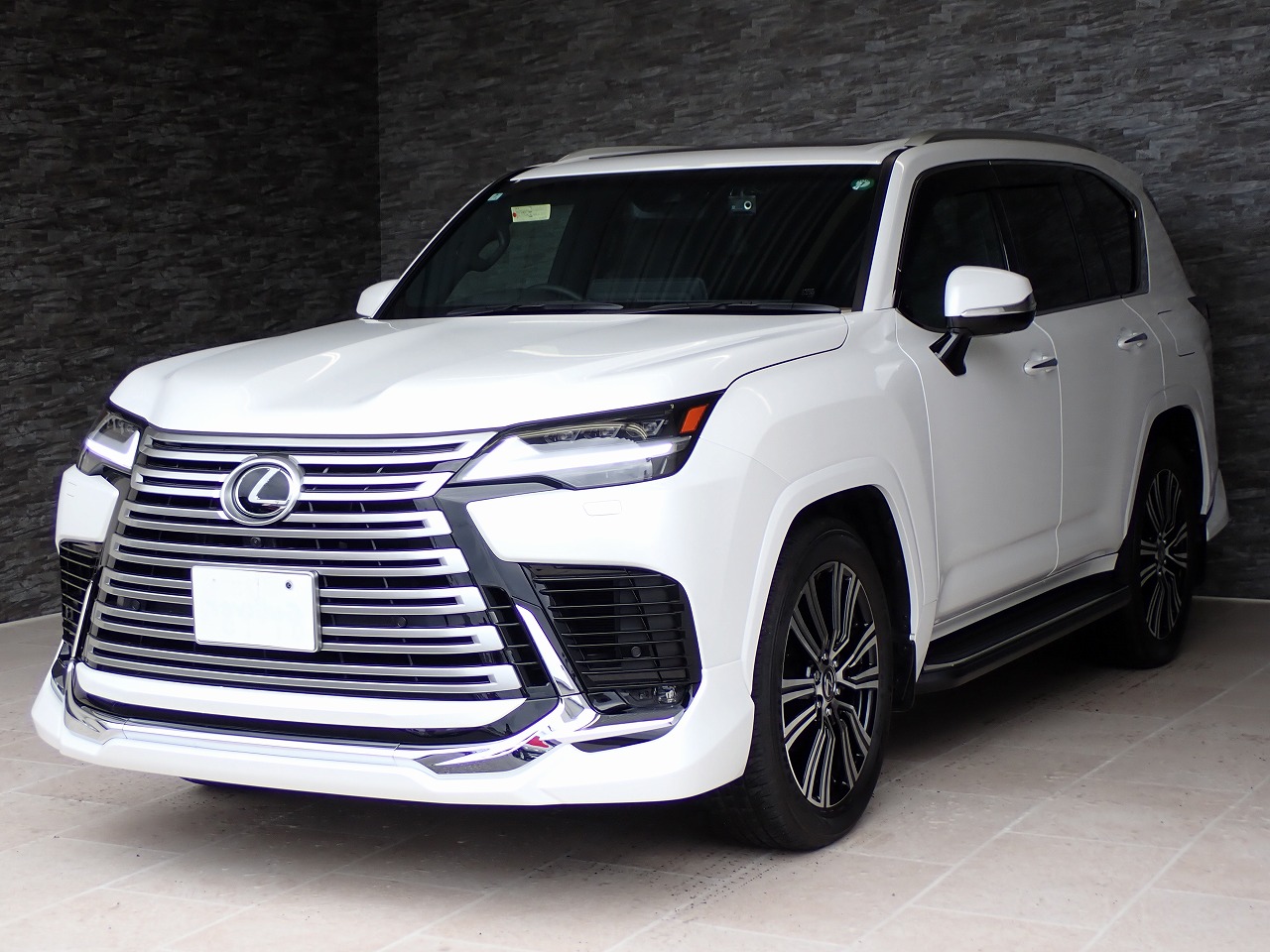 LEXUS LX