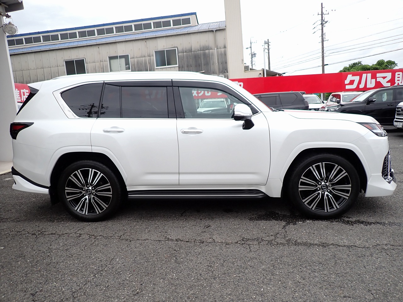 LEXUS LX