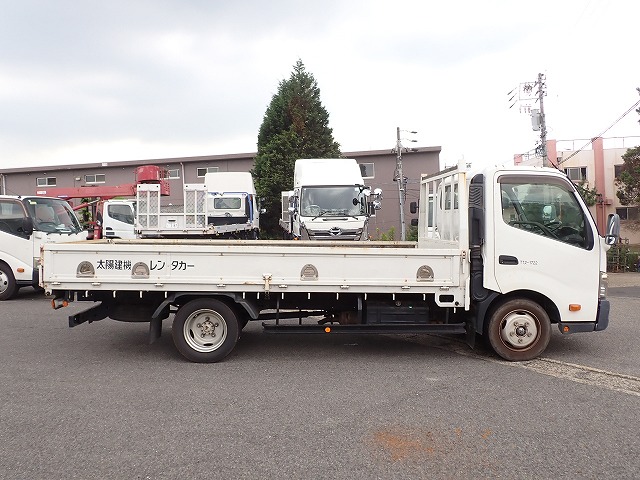 HINO Dutro