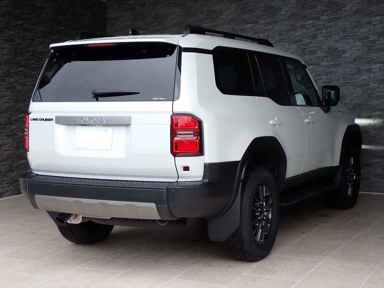 TOYOTA Land Cruiser 250