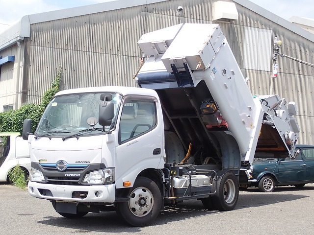 HINO Dutro