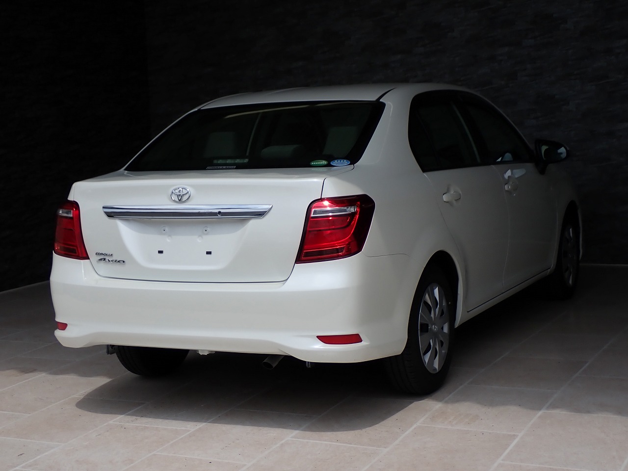 TOYOTA Corolla Axio