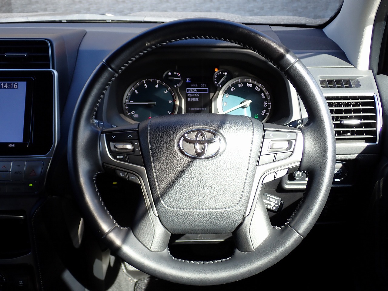 TOYOTA Land Cruiser Prado
