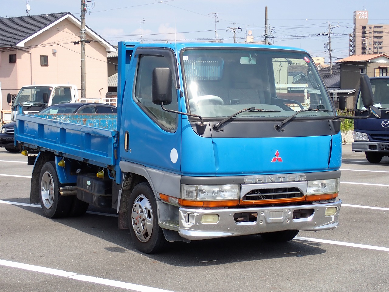 MITSUBISHI Canter