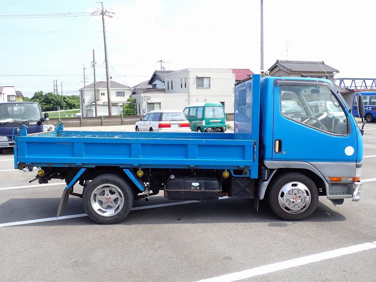 MITSUBISHI Canter
