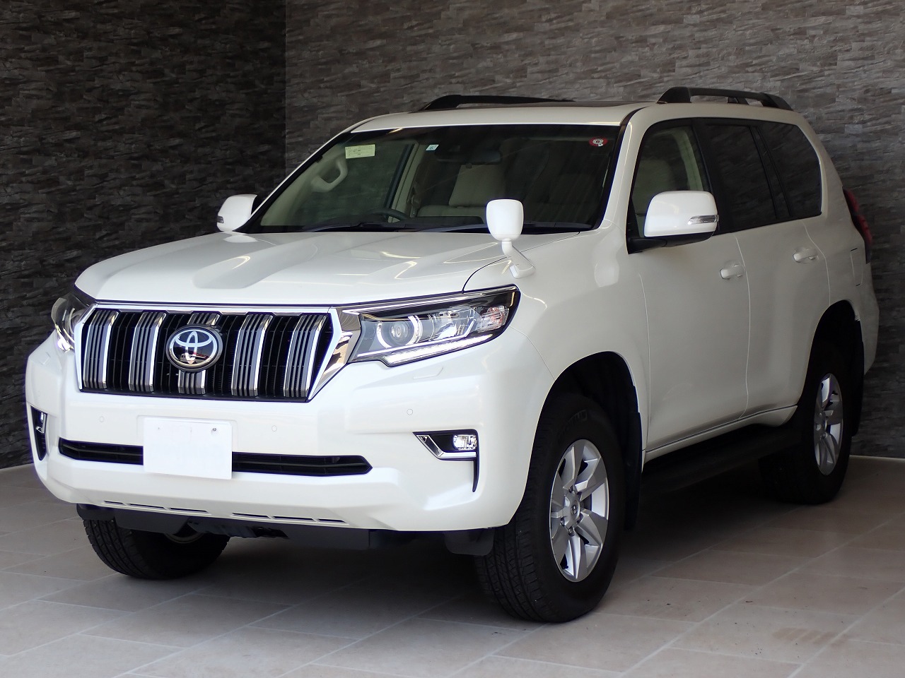TOYOTA Land Cruiser Prado