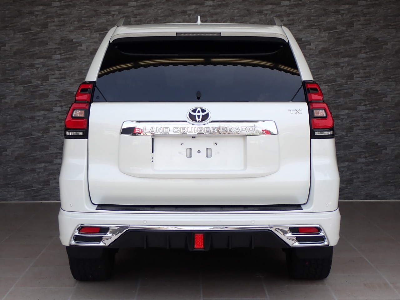 TOYOTA Land Cruiser Prado