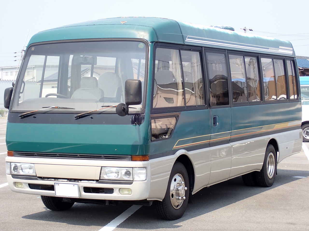 MITSUBISHI Rosa