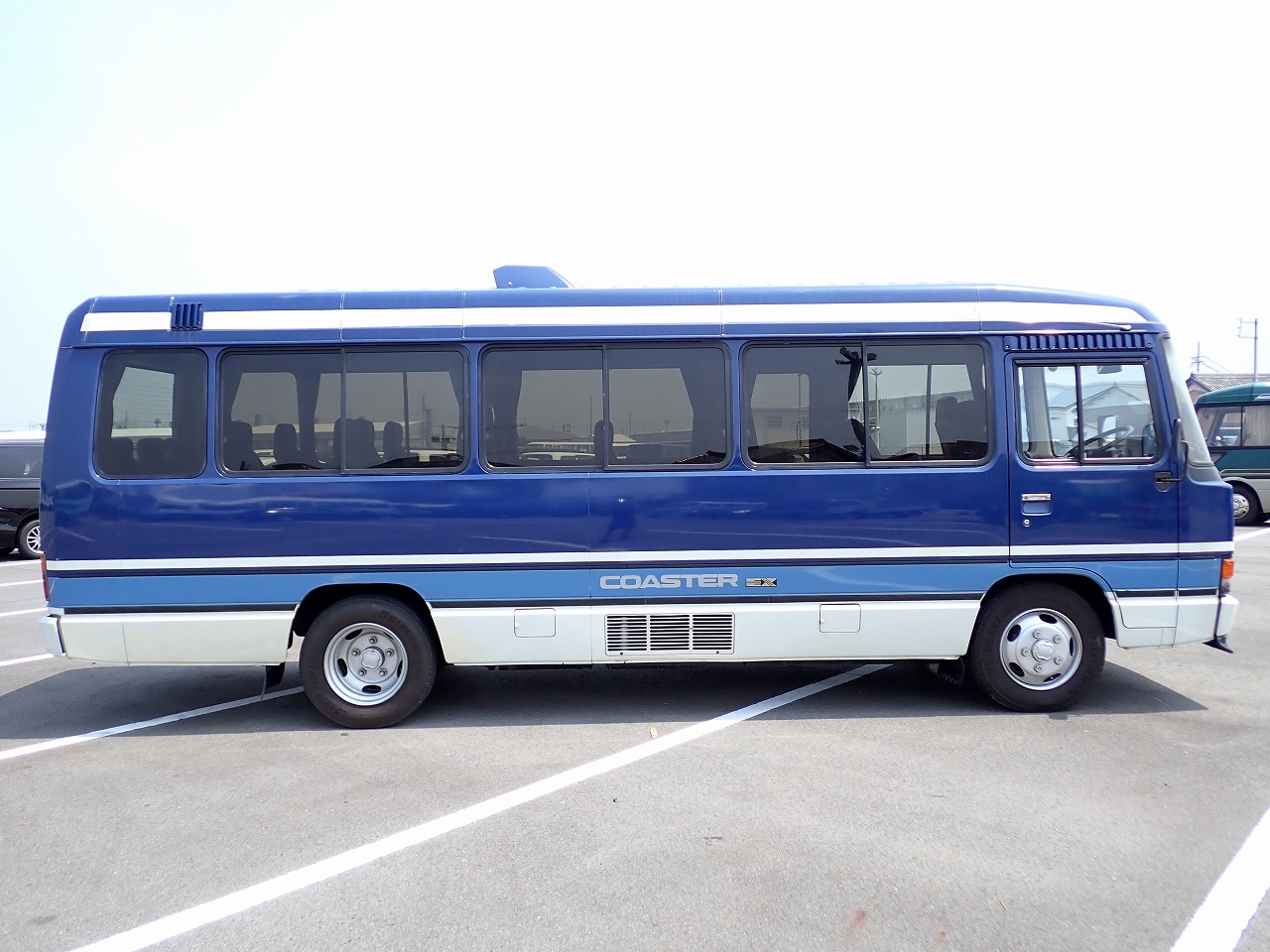 TOYOTA Coaster
