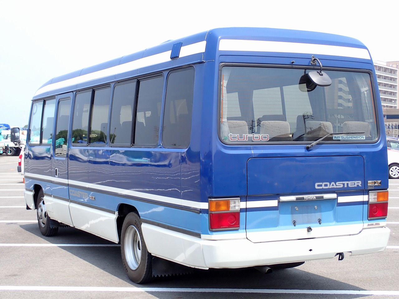 TOYOTA Coaster