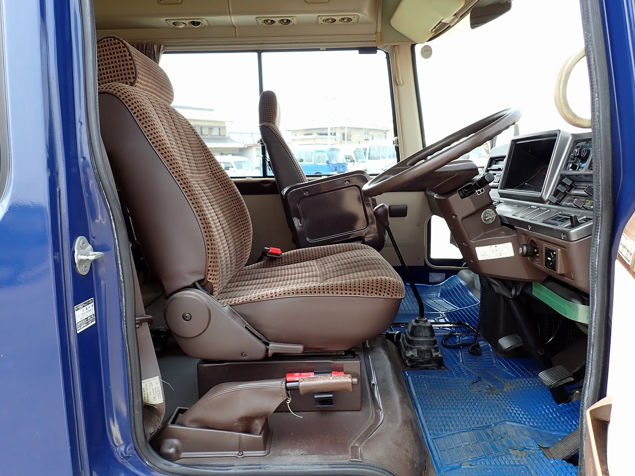 TOYOTA Coaster