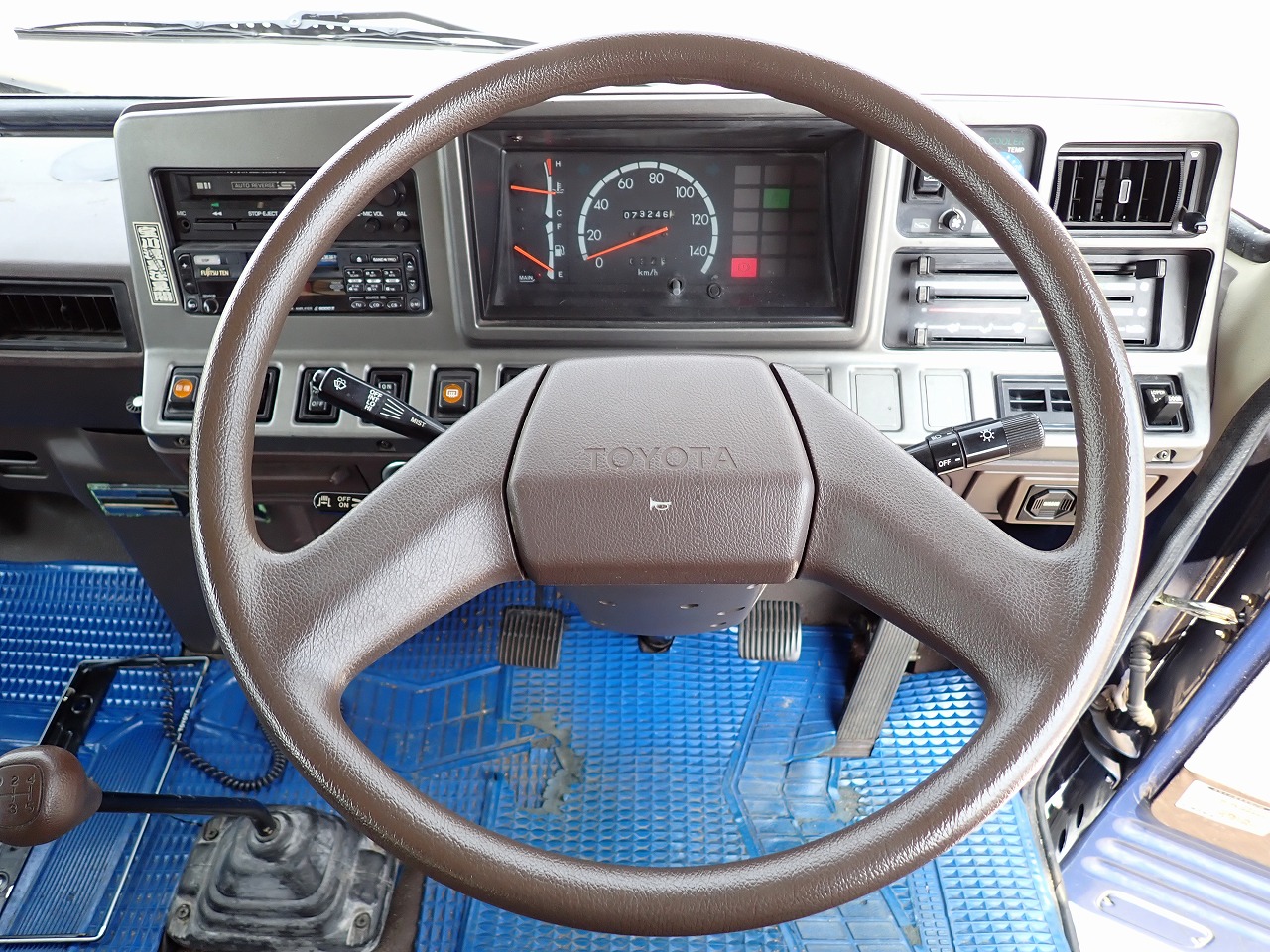 TOYOTA Coaster