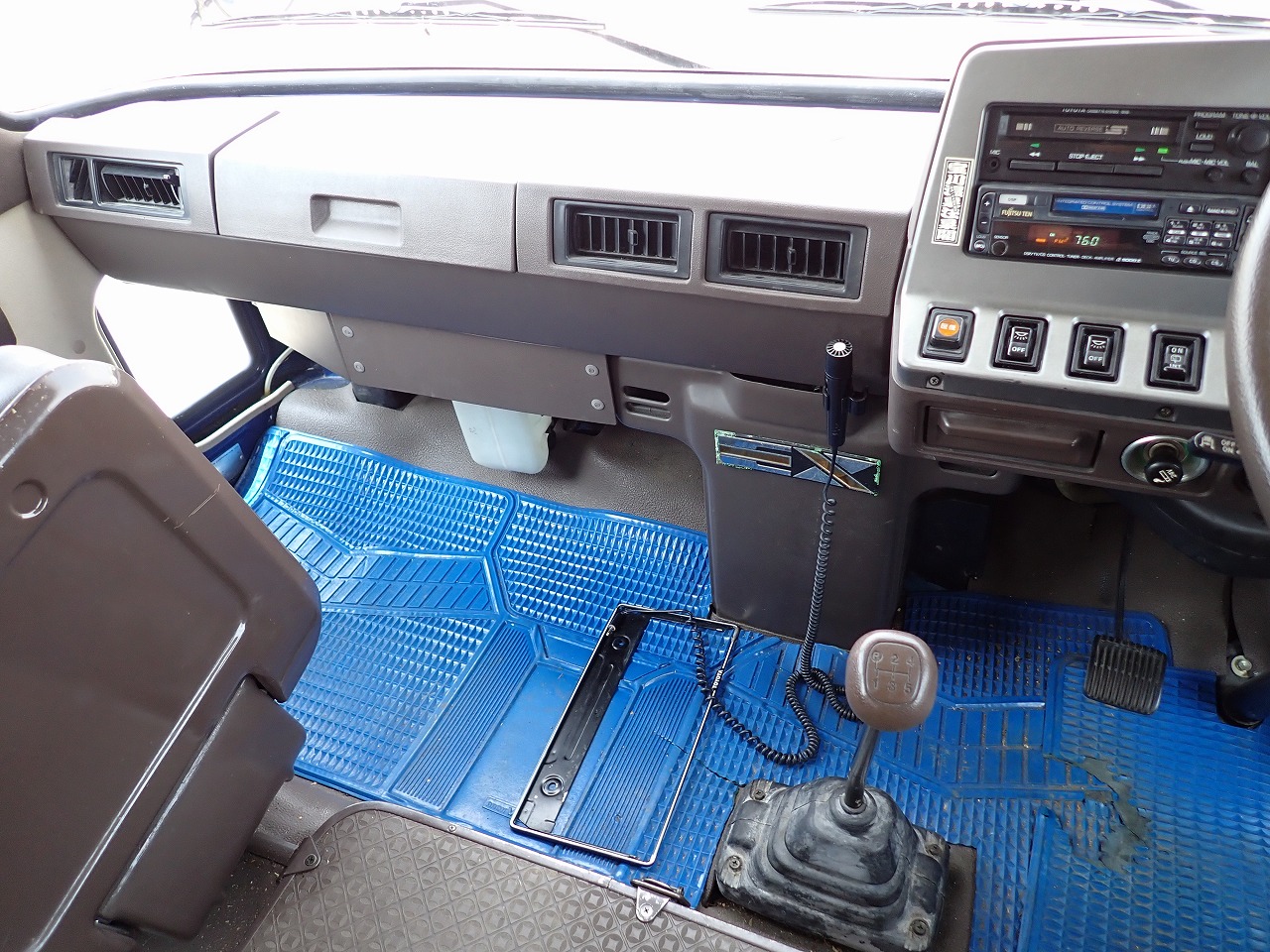 TOYOTA Coaster