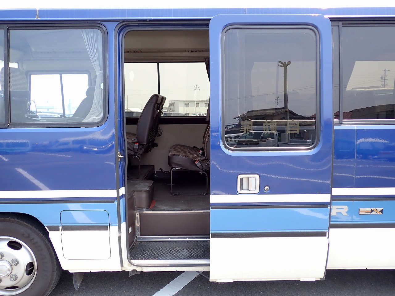 TOYOTA Coaster