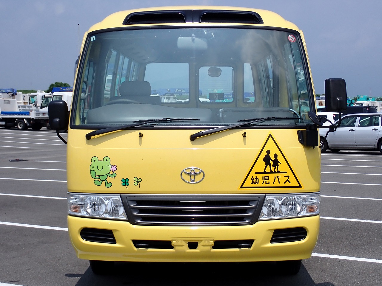 TOYOTA Coaster