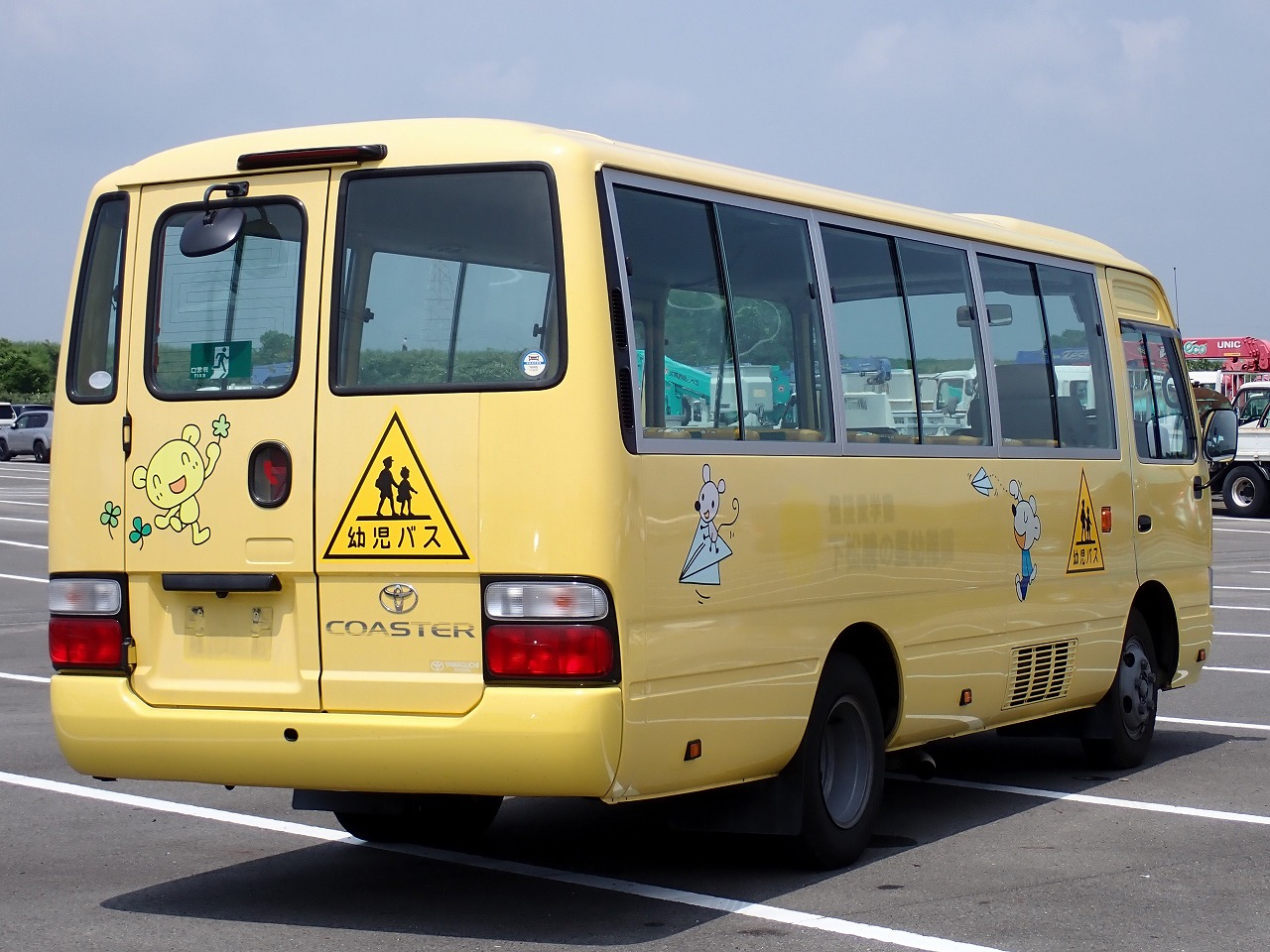TOYOTA Coaster