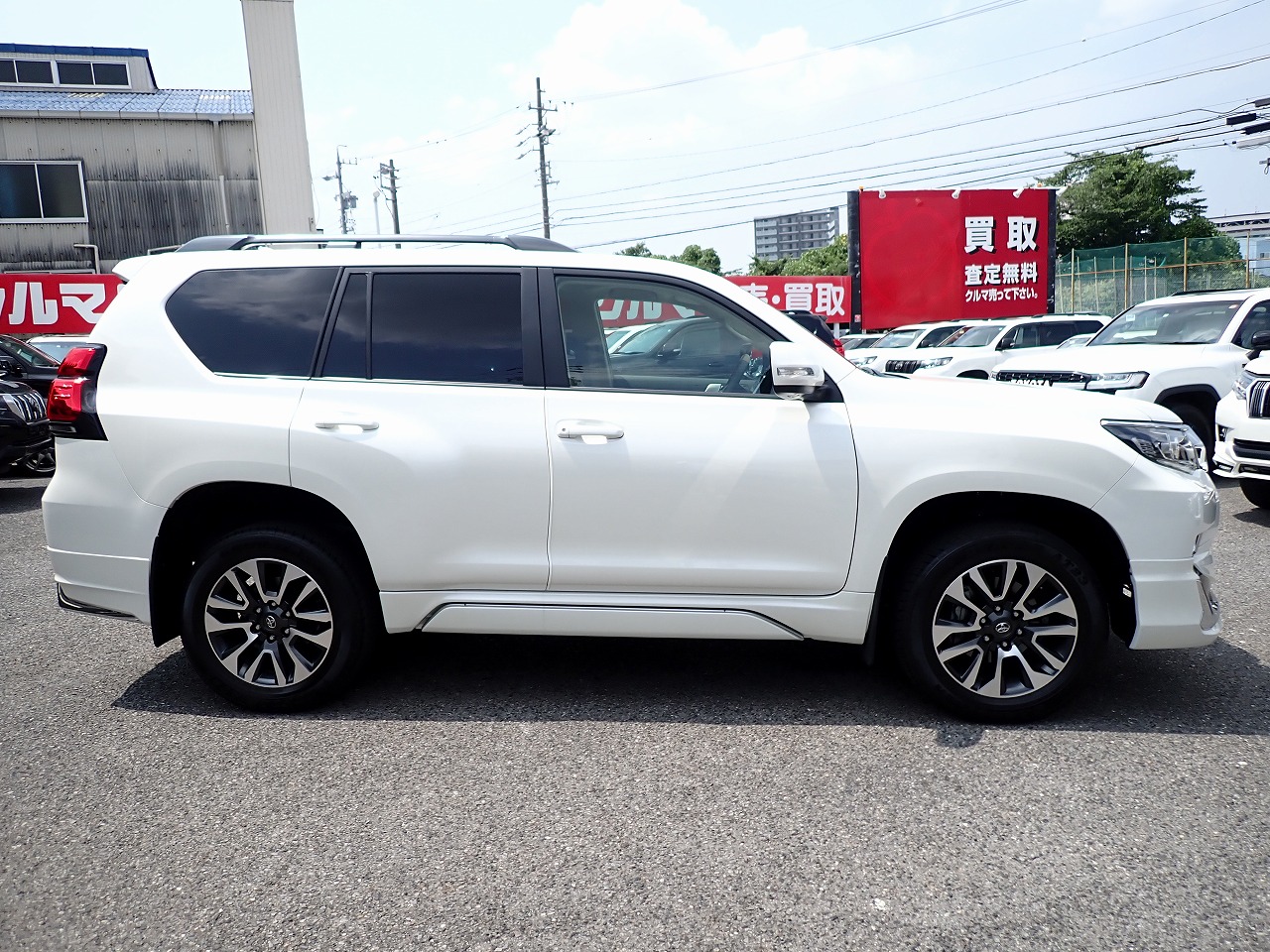 TOYOTA Land Cruiser Prado