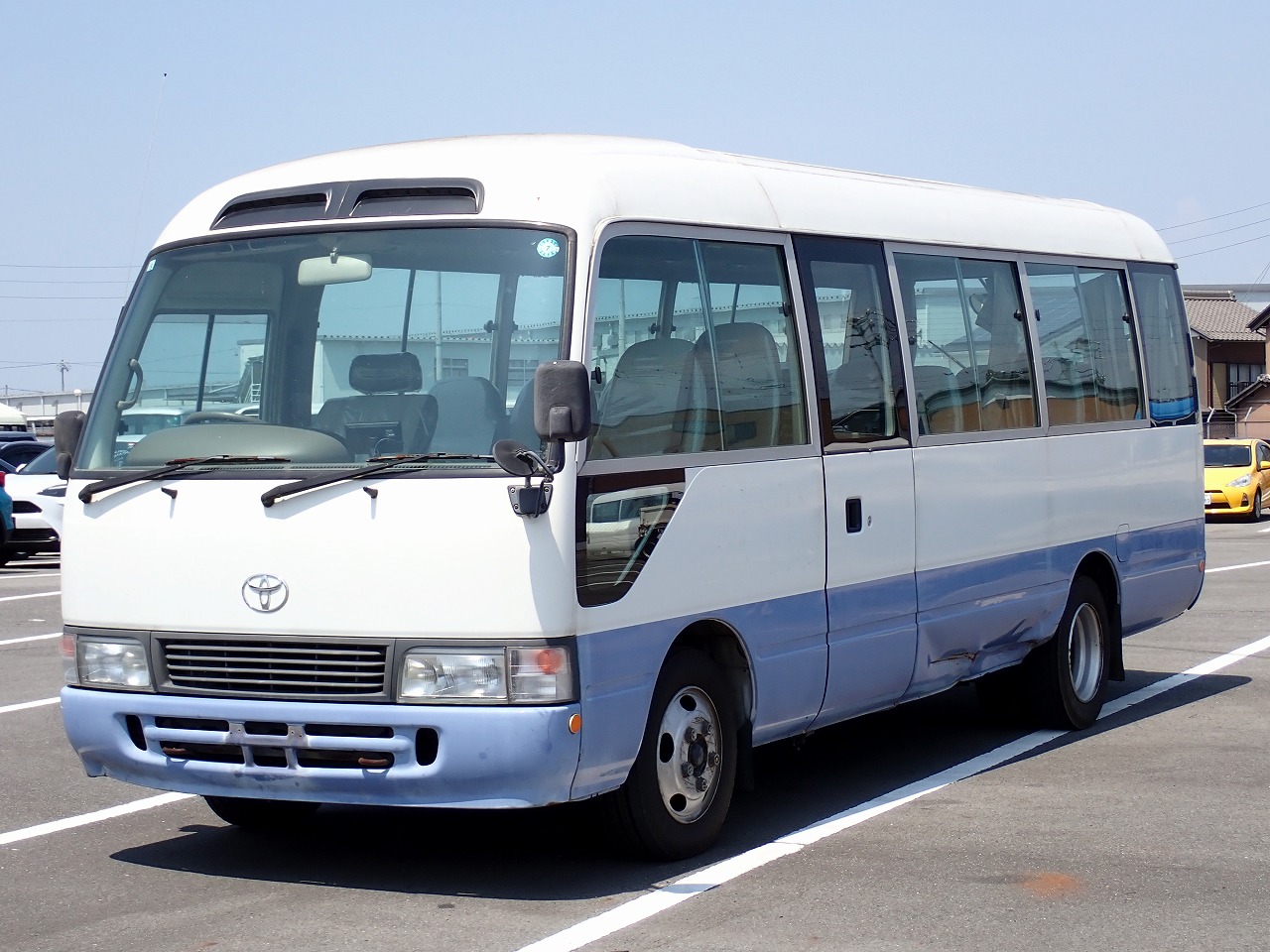TOYOTA Coaster