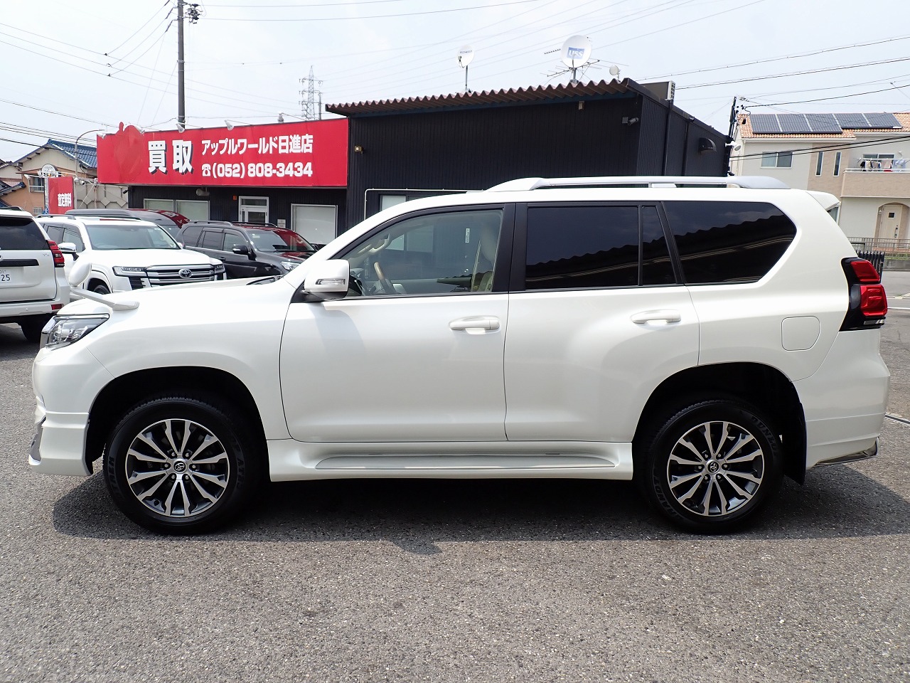 TOYOTA Land Cruiser Prado