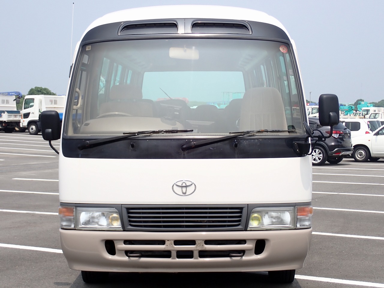 TOYOTA Coaster