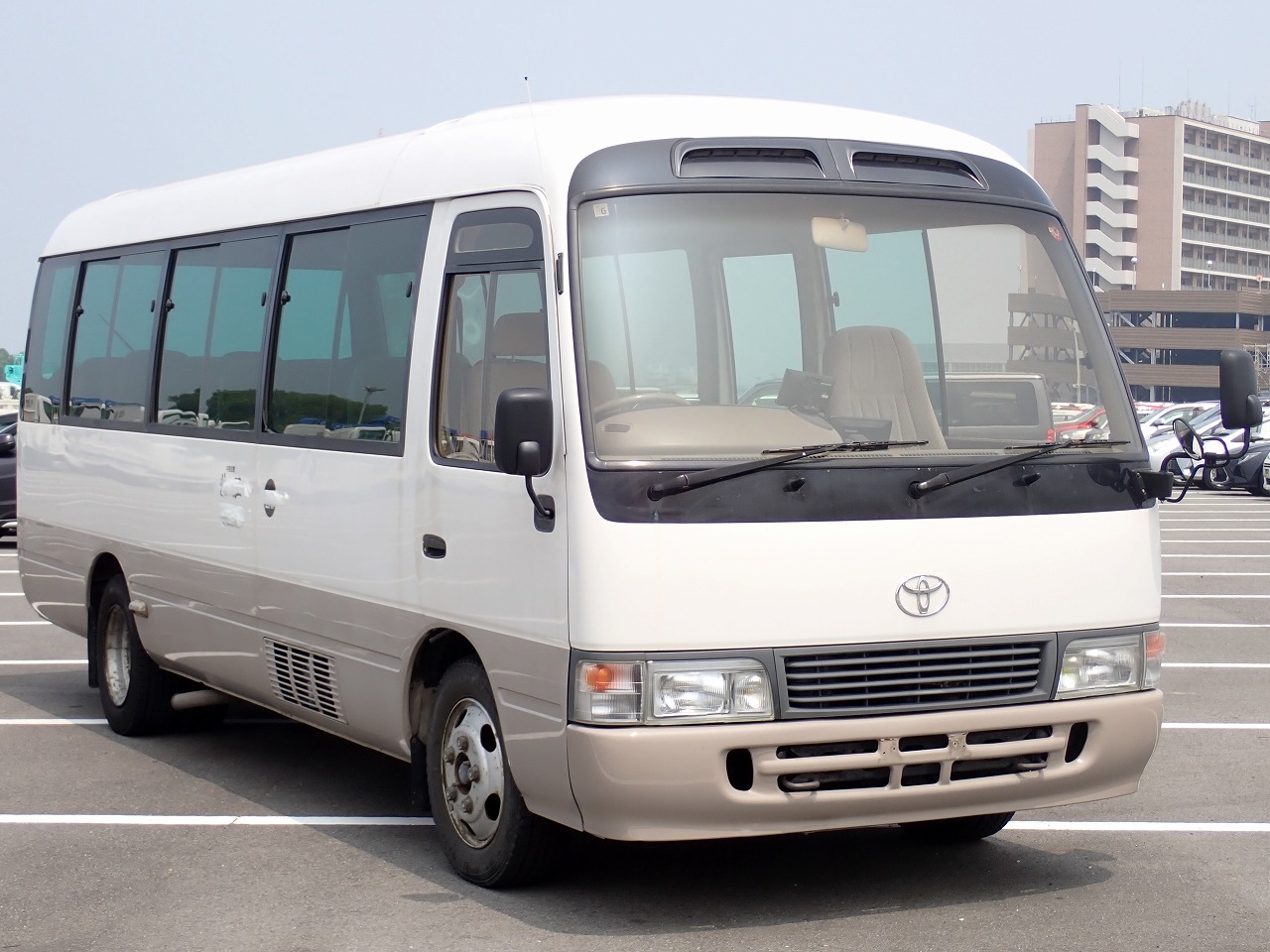TOYOTA Coaster