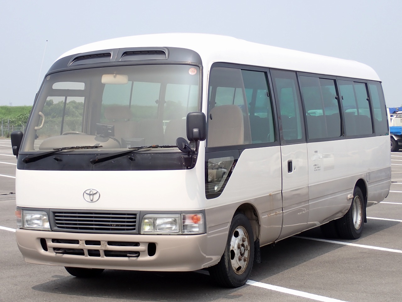 TOYOTA Coaster
