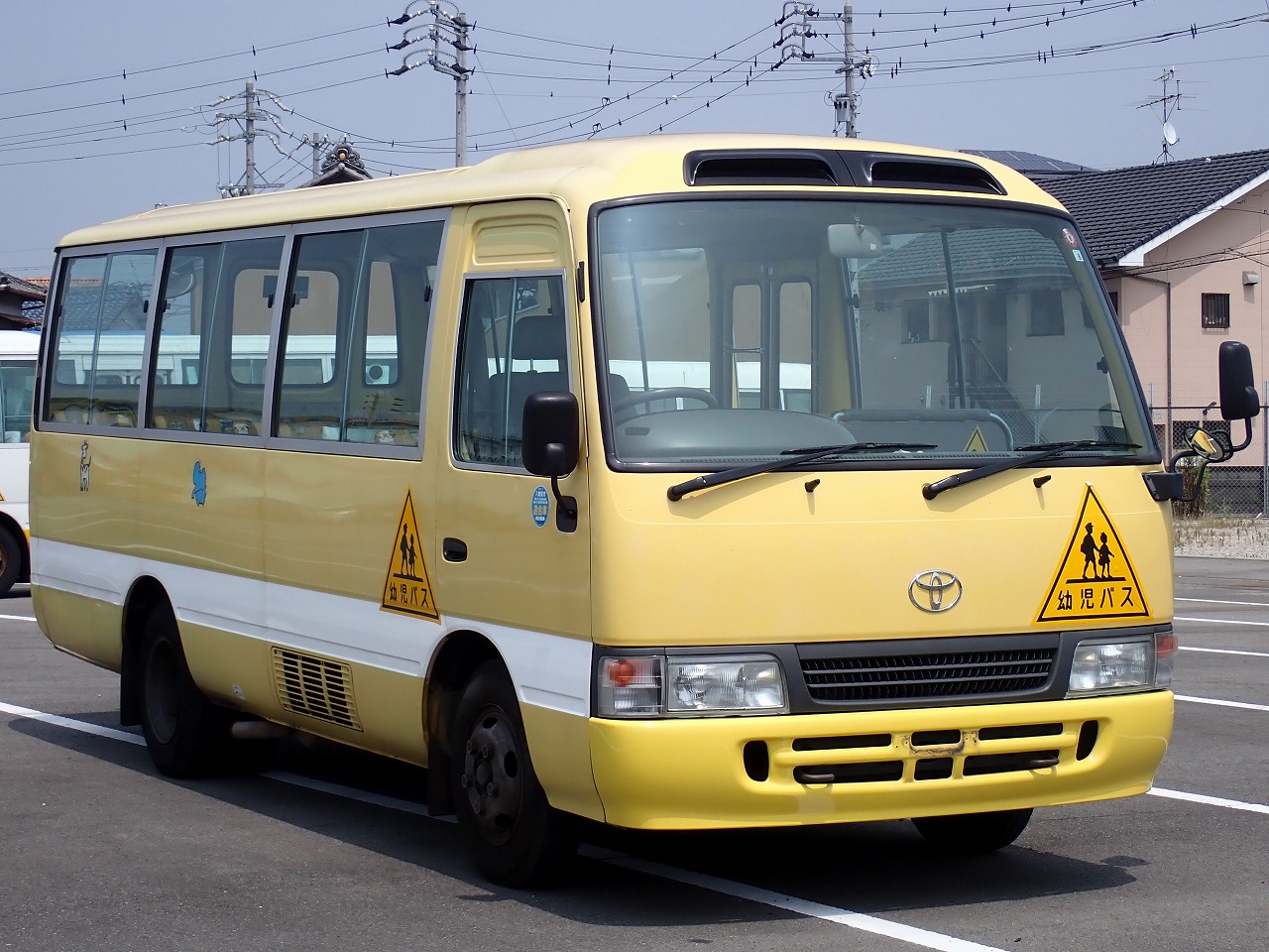 TOYOTA Coaster