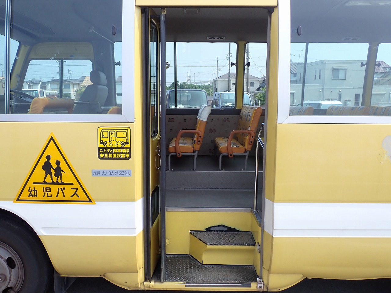 TOYOTA Coaster