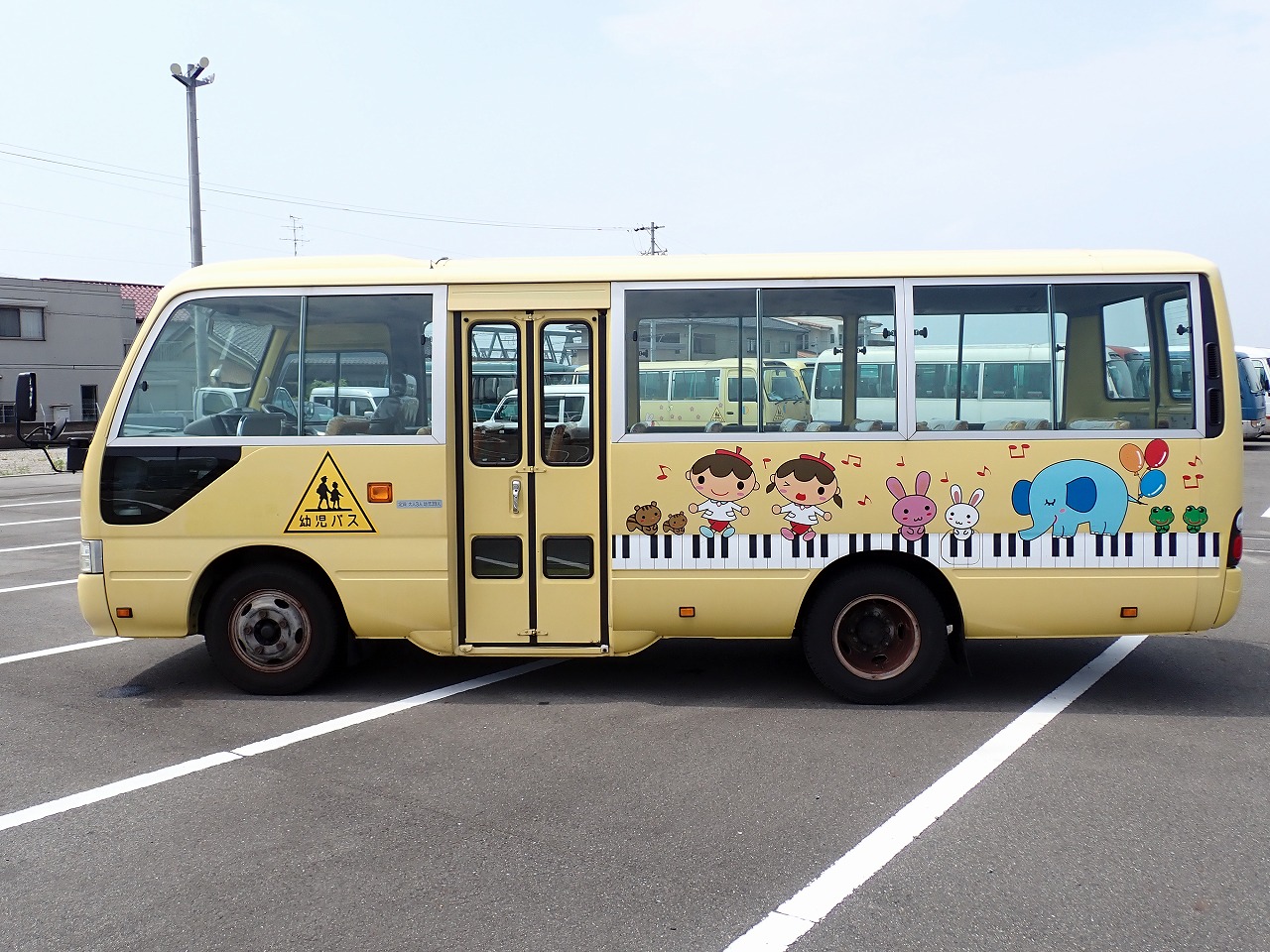 TOYOTA Coaster
