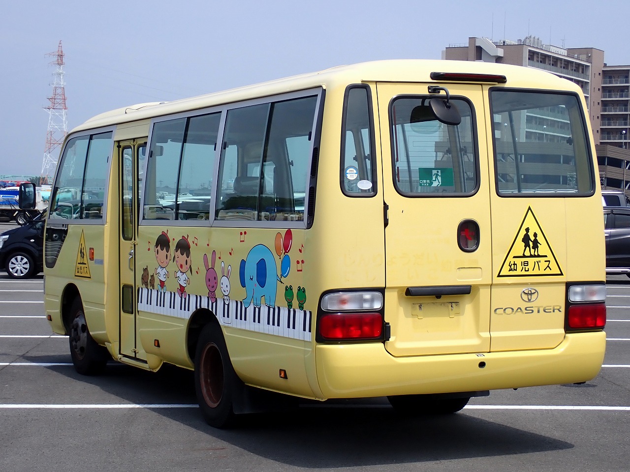TOYOTA Coaster