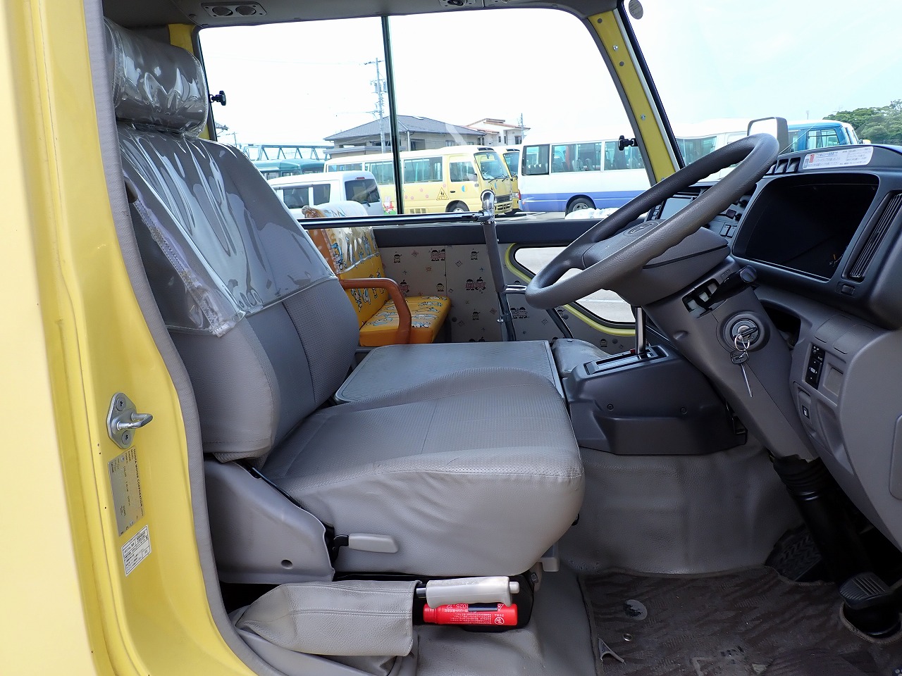 TOYOTA Coaster