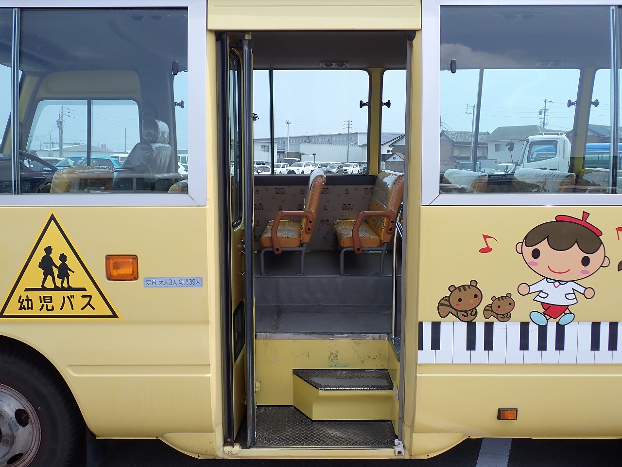 TOYOTA Coaster