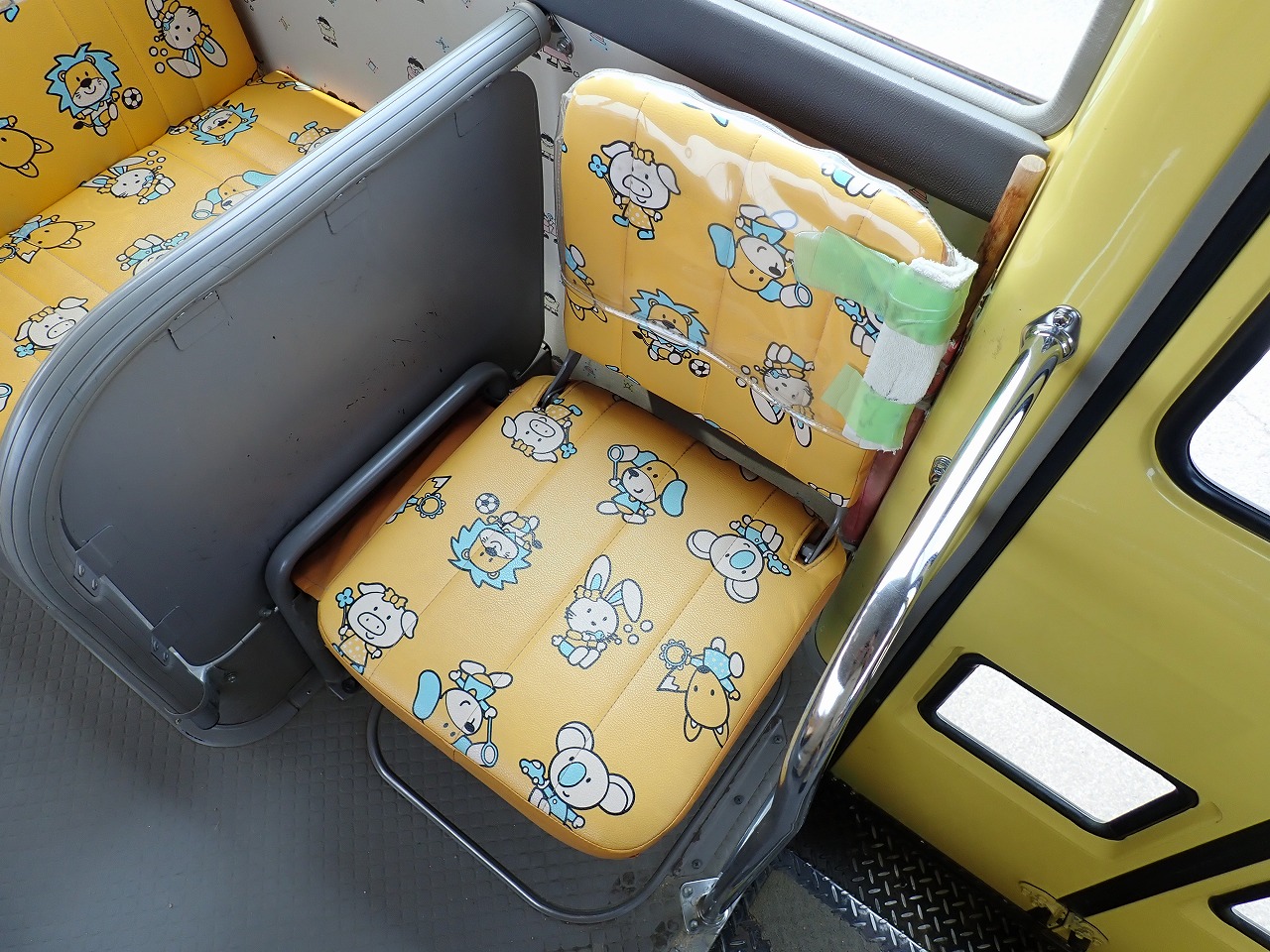 TOYOTA Coaster