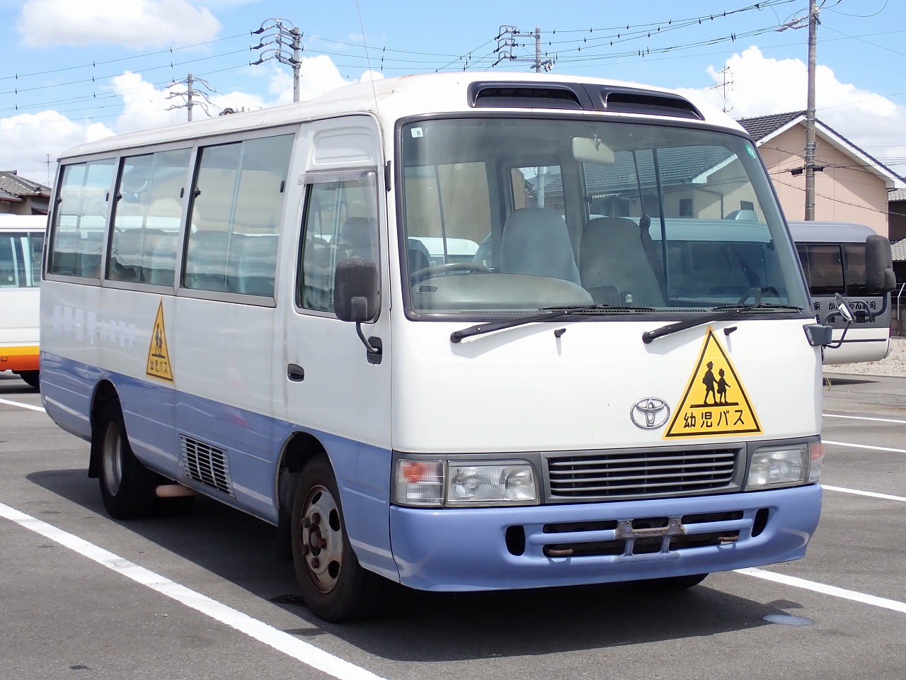 TOYOTA Coaster