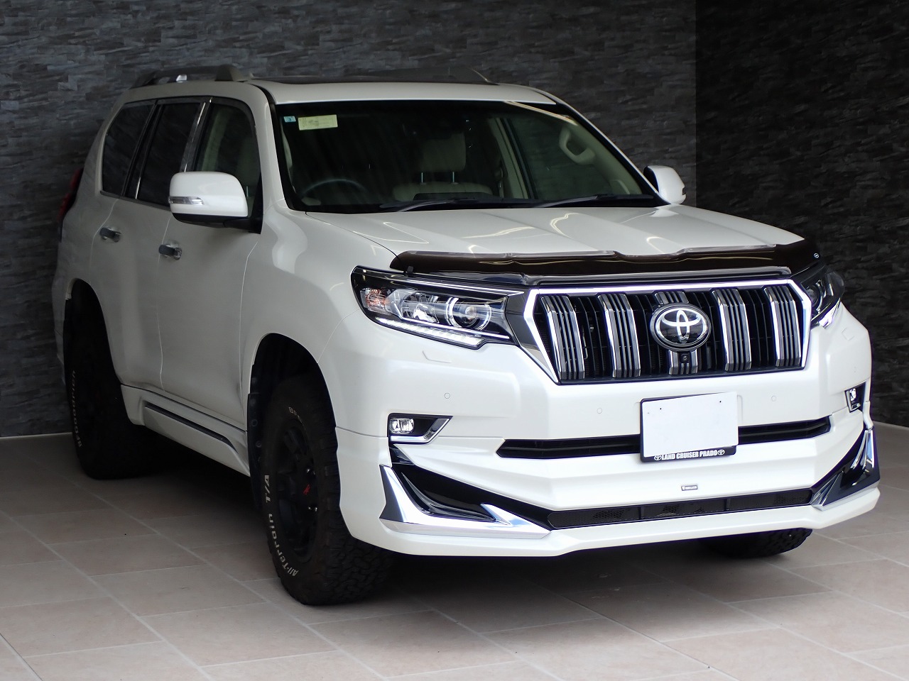 TOYOTA Land Cruiser Prado