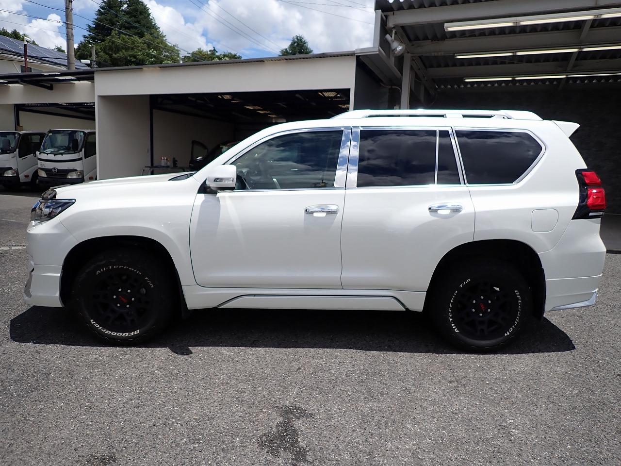 TOYOTA Land Cruiser Prado