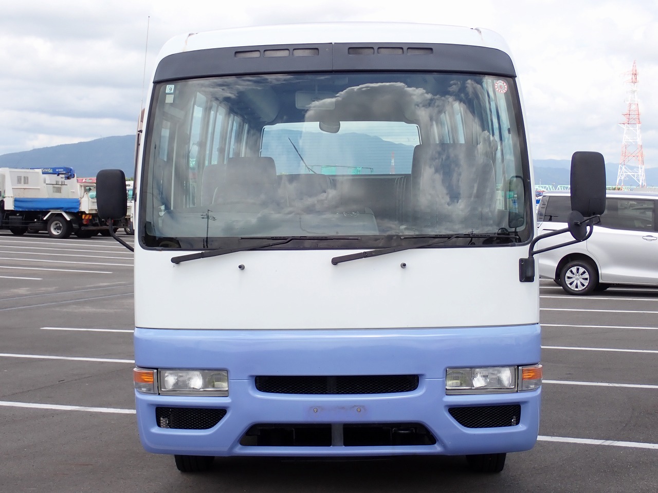NISSAN Civilian Bus