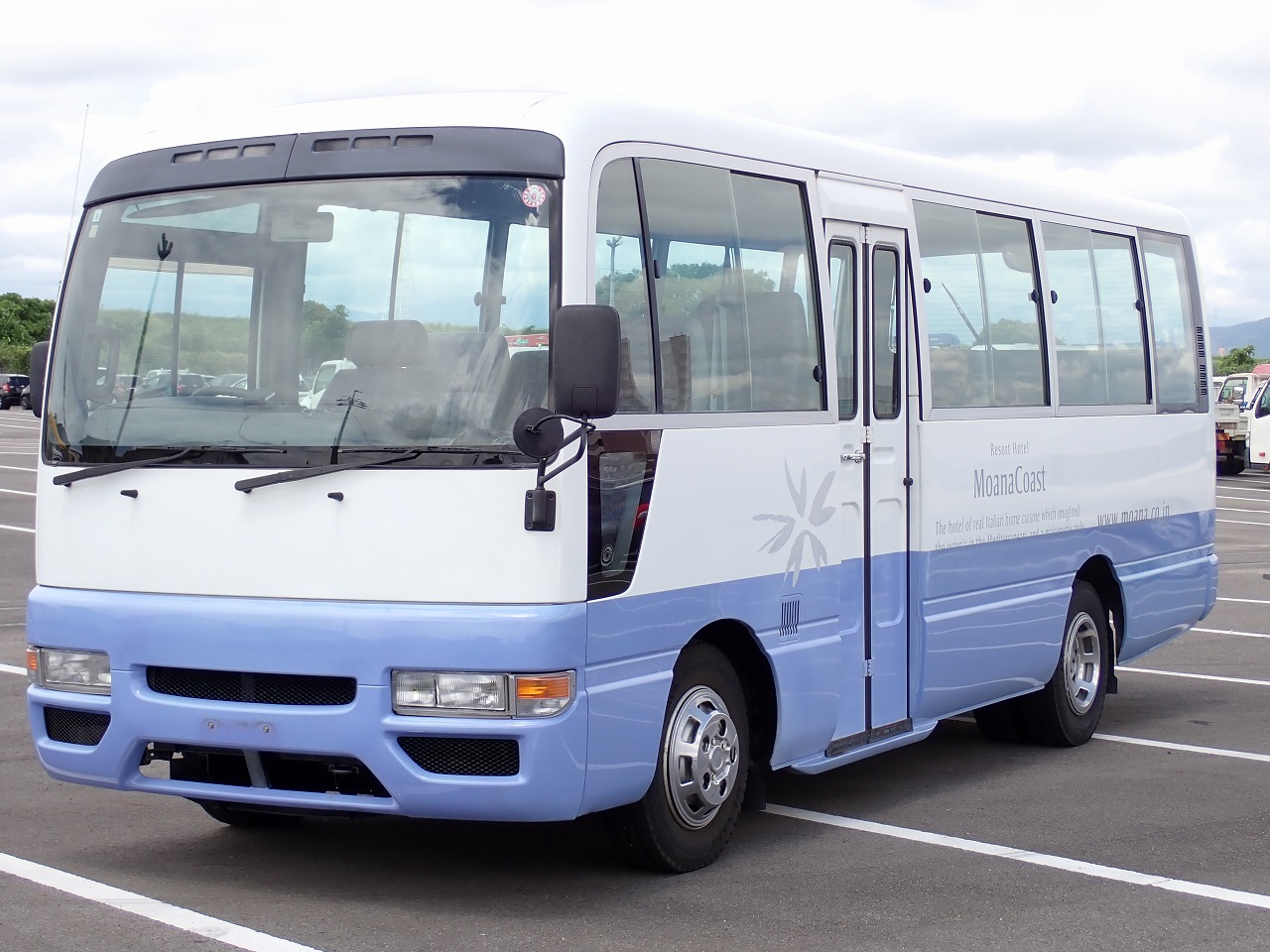 NISSAN Civilian Bus
