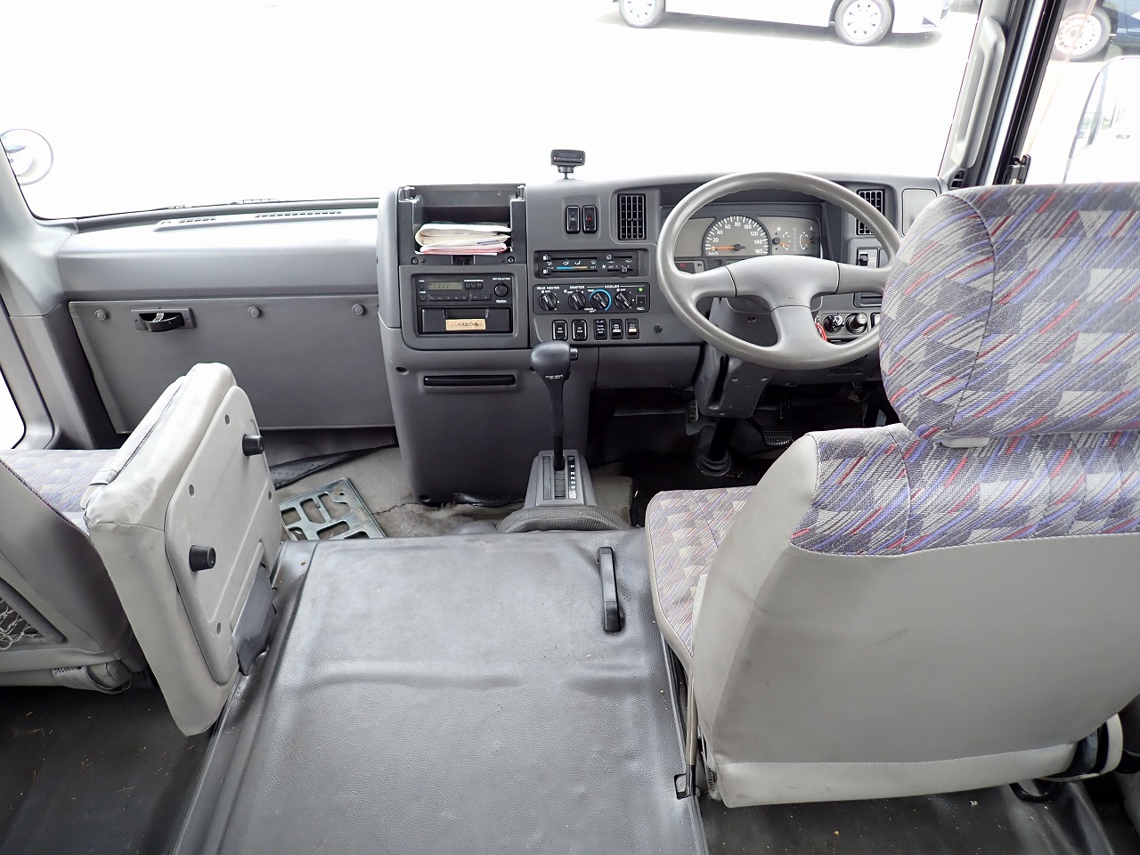 NISSAN Civilian Bus